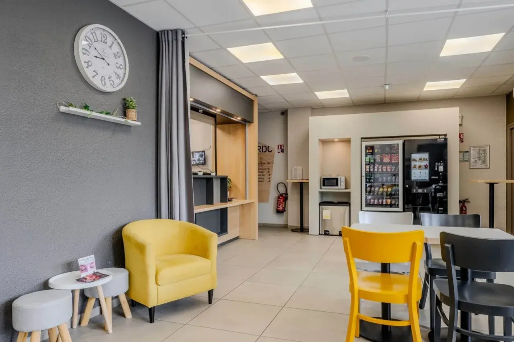 B&B HOTEL Cambrai