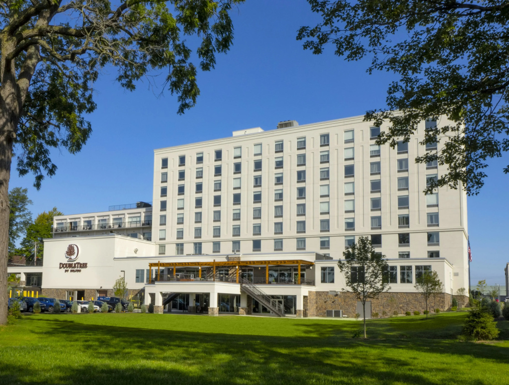 DoubleTree by Hilton Hotel Niagara Falls New York