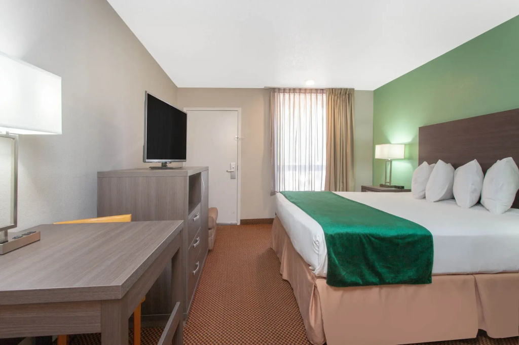 Grand Hotel Orlando at Universal Blvd - Shuttle to Theme Parks