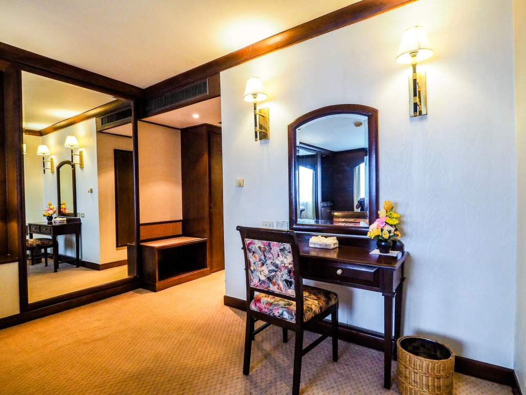 The Twin Lotus Hotel