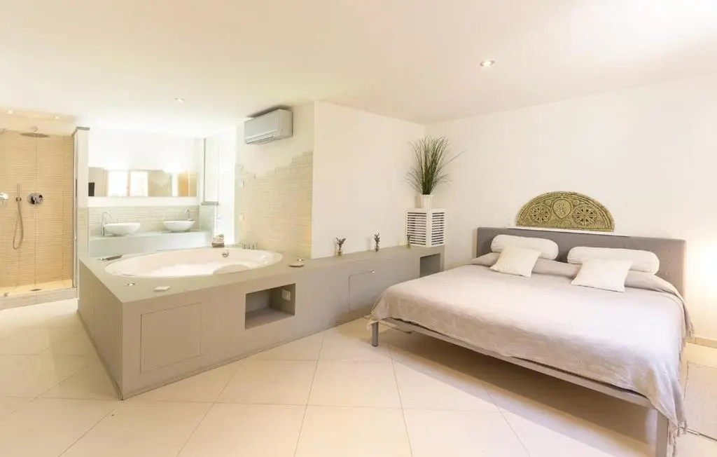 Luxury Green Marignana Villa, Versilia, Pool, Ac, Sauna