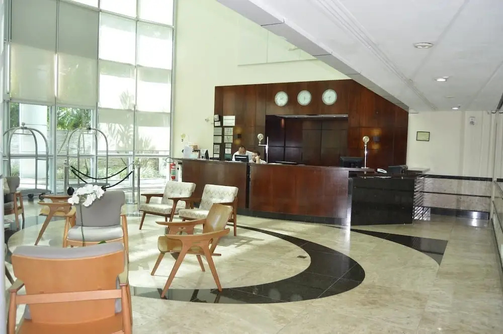 Flat With Services and Pool - Barra