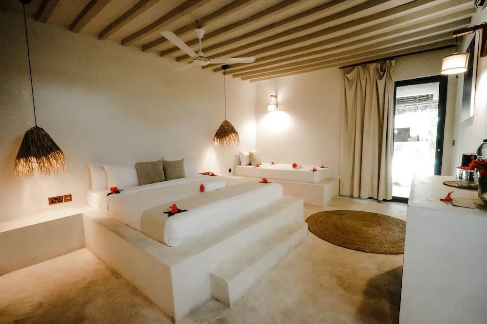 Seconda Stella Boutique