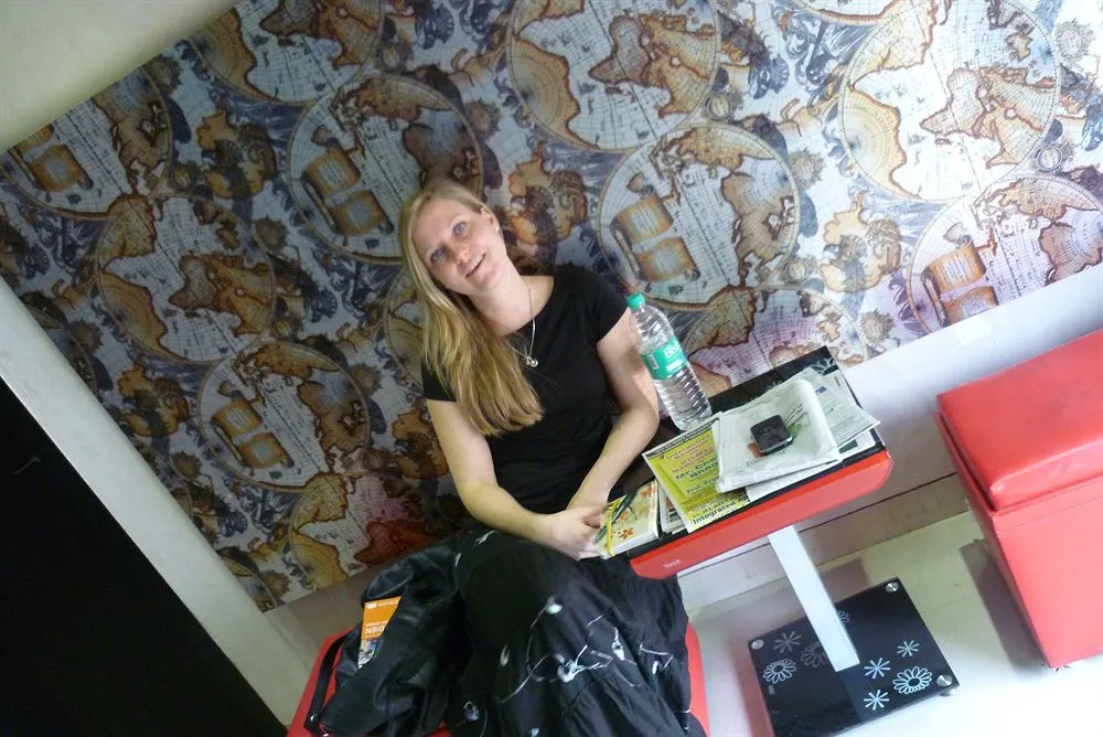 iHOTEL