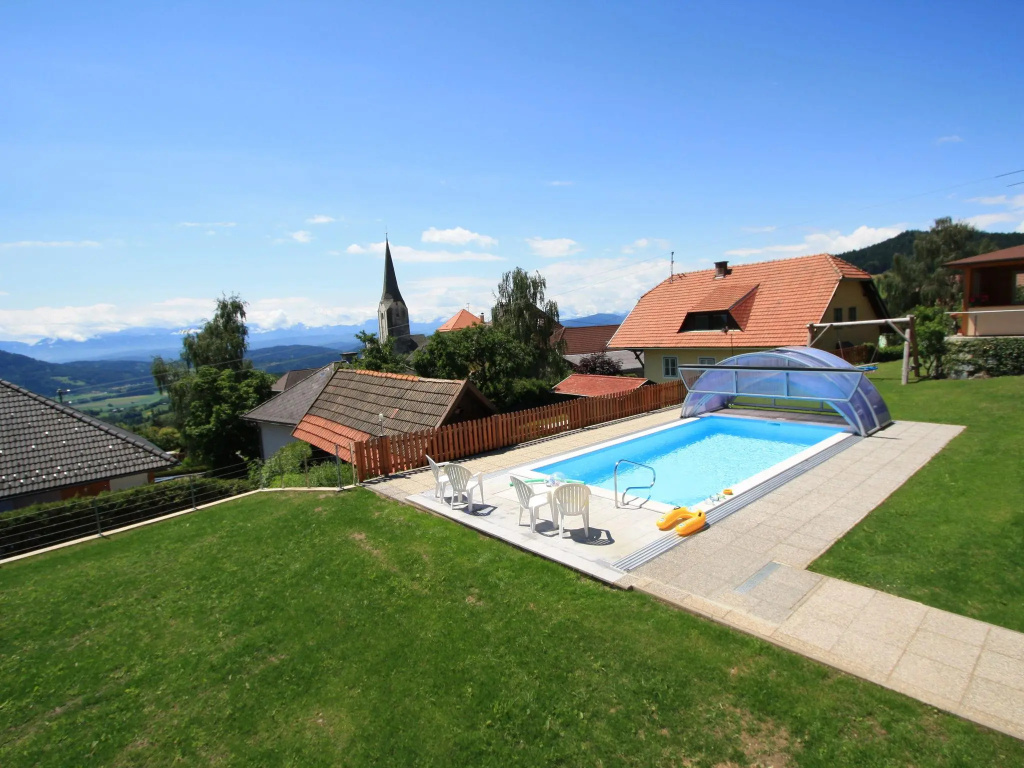 Luxurious Apartment in Liebenfels with Swimming Pool