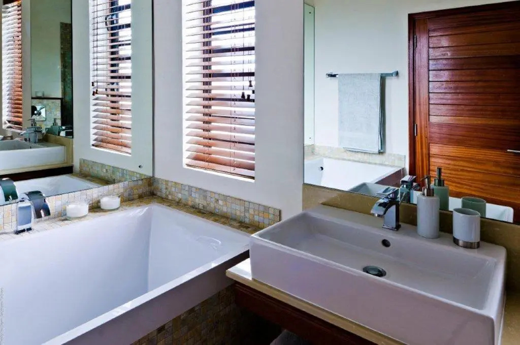 Olana Beachfront Apartments