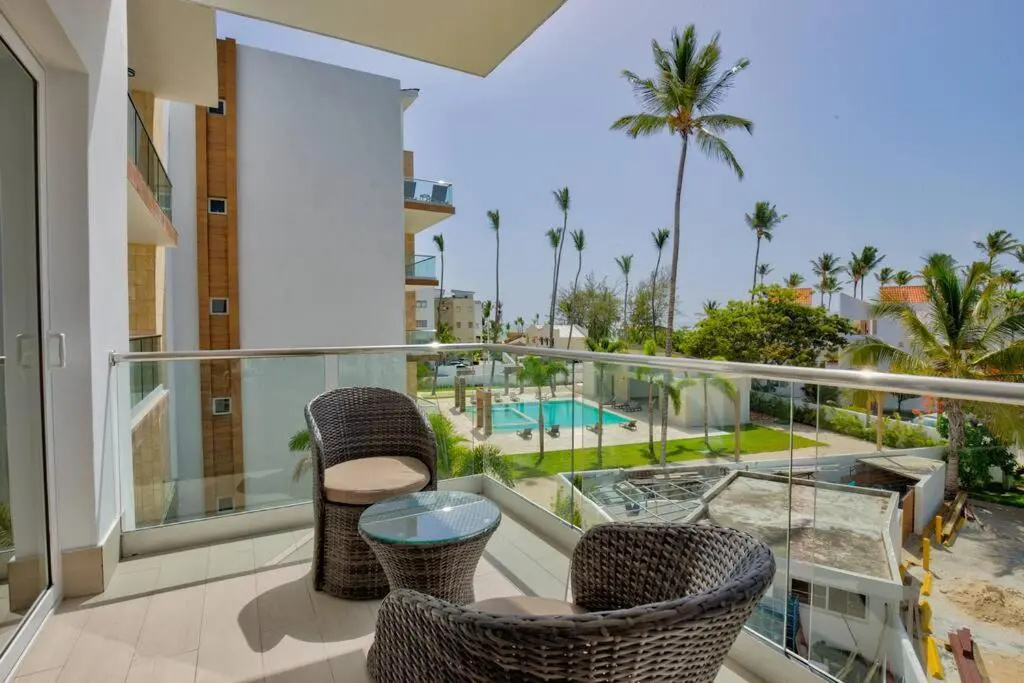 New 1 Bedroom with Beach access & Pool - NB302