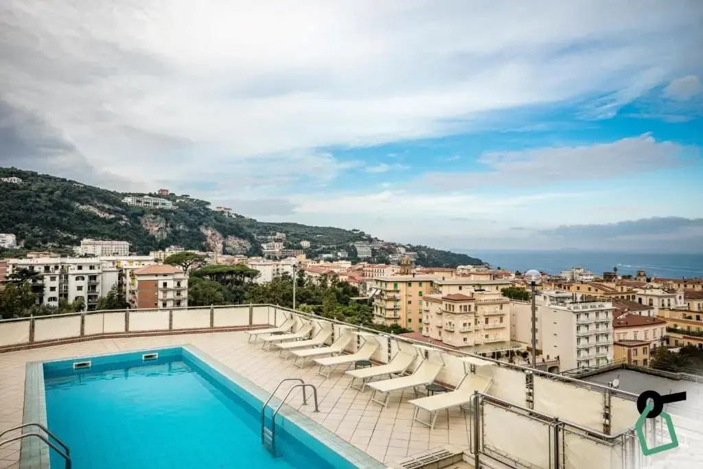 HOTIDAY Room Collection - Sorrento