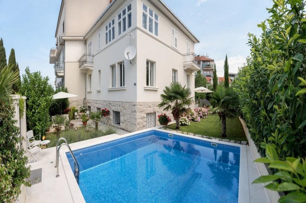 Apartments Jagoda