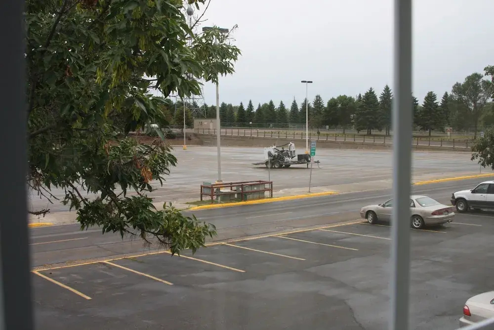 Gladstone Inn and Suites
