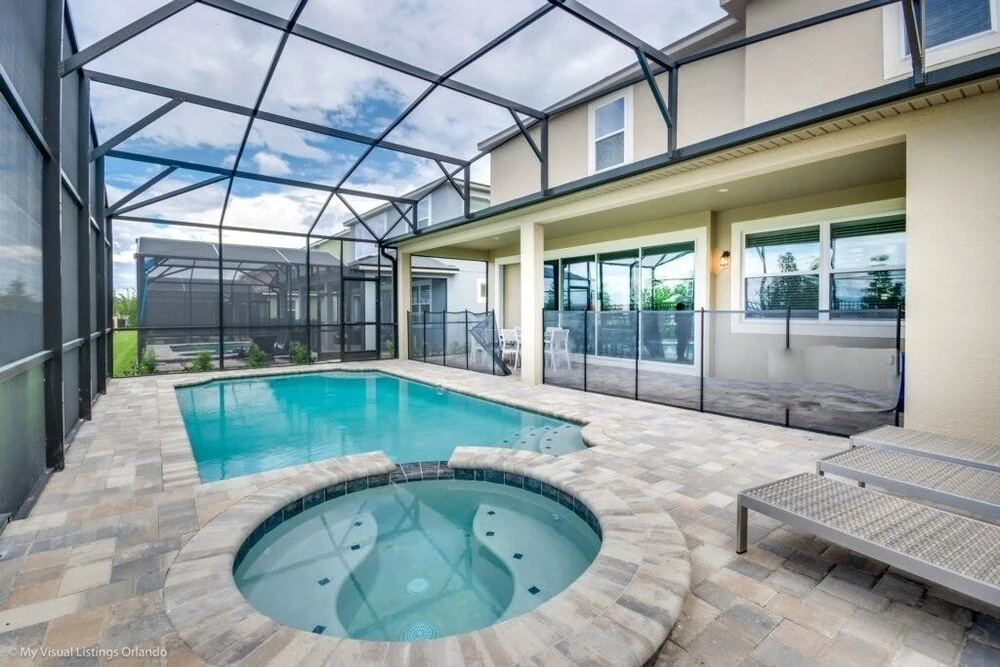 New Solara Resort 9 Bedroom Villa Villa by Redawning