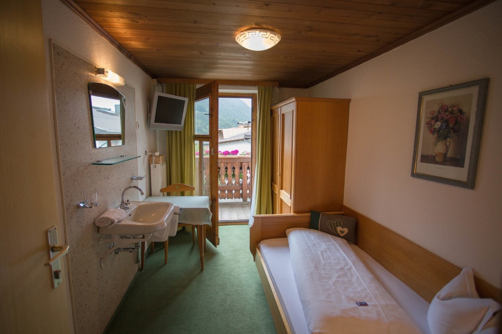 Pension der Steinbock - das 300 Jahre alte Bauernhaus - TIROL