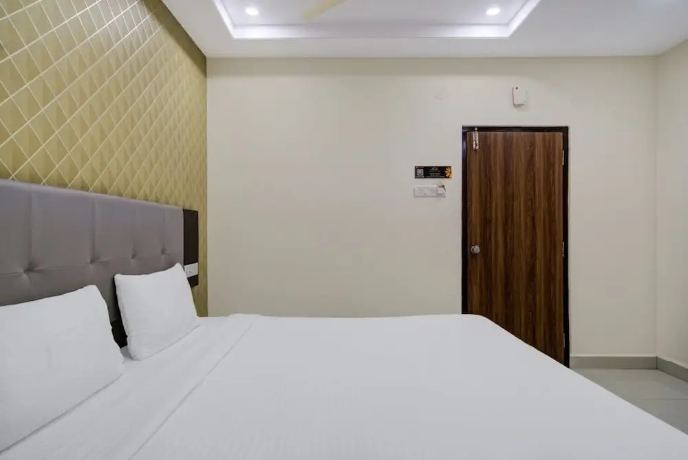 iROOMZ J3 Group of Hotels