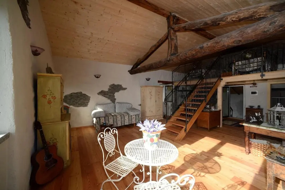 Apartment With One Bedroom In Dervio With Wonderful Lake View And Wifi 2 Km From The Beach