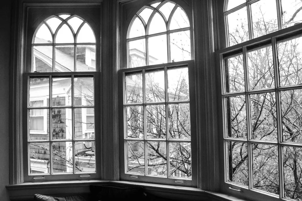 Looking Glass Inn