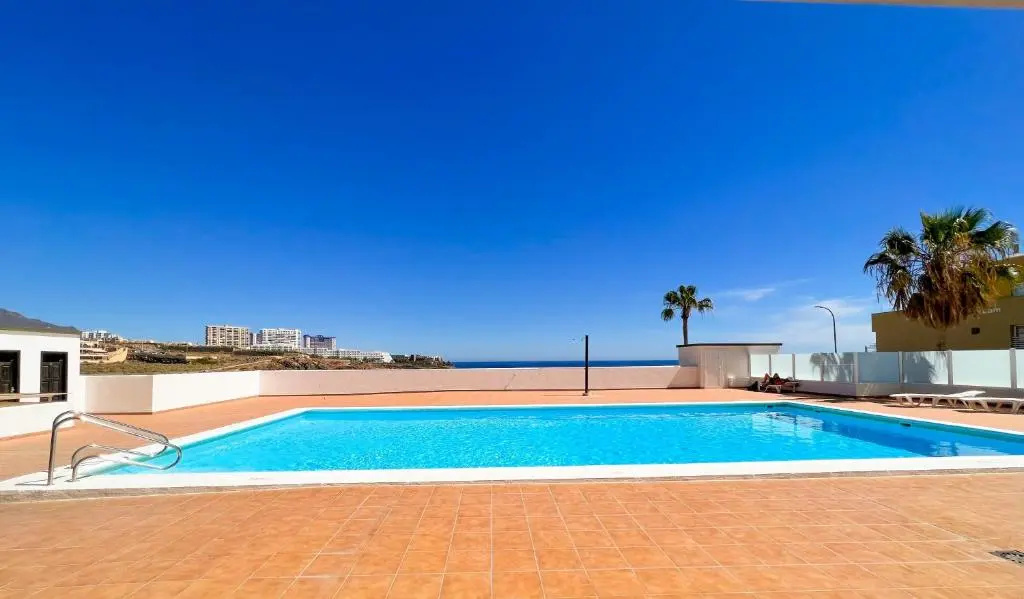 Ocean view apartment in Callao Salvaje CS123