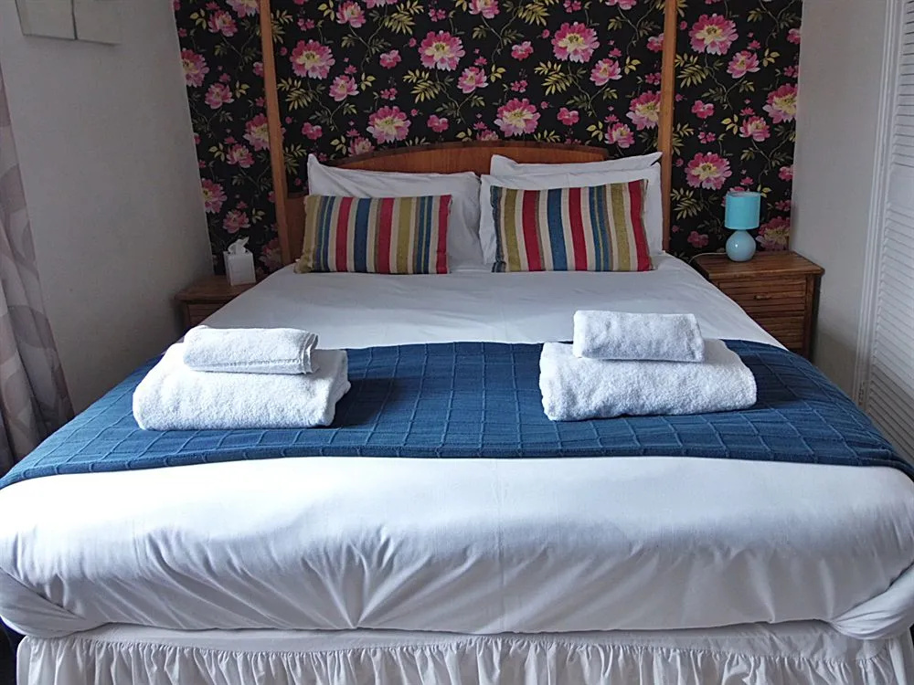 Windsor Lodge Hotel