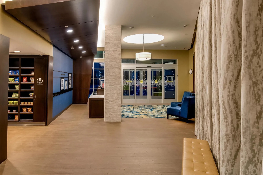 Hampton Inn & Suites Los Angeles - Glendale