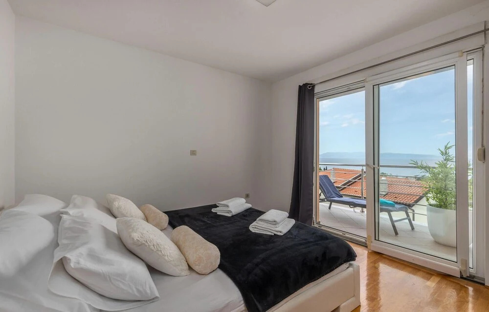 Awesome Apartment in Kostrena With Wifi and 3 Bedrooms