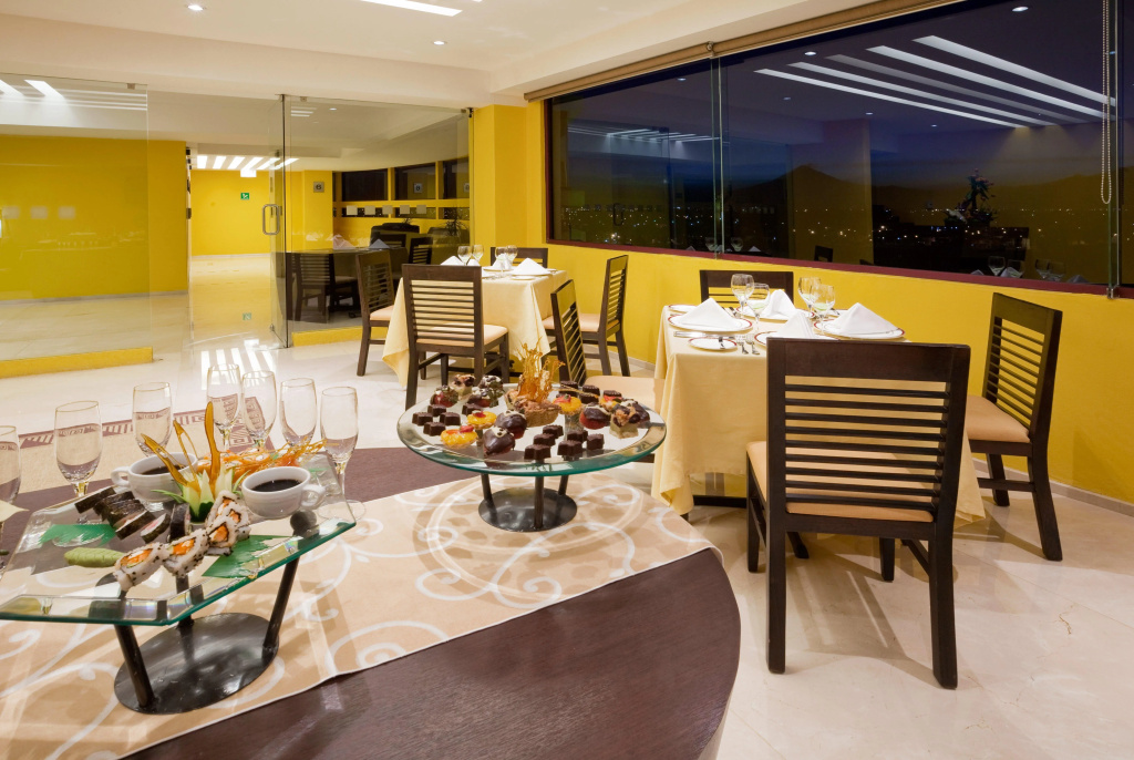 Holiday Inn Puebla Finsa by IHG