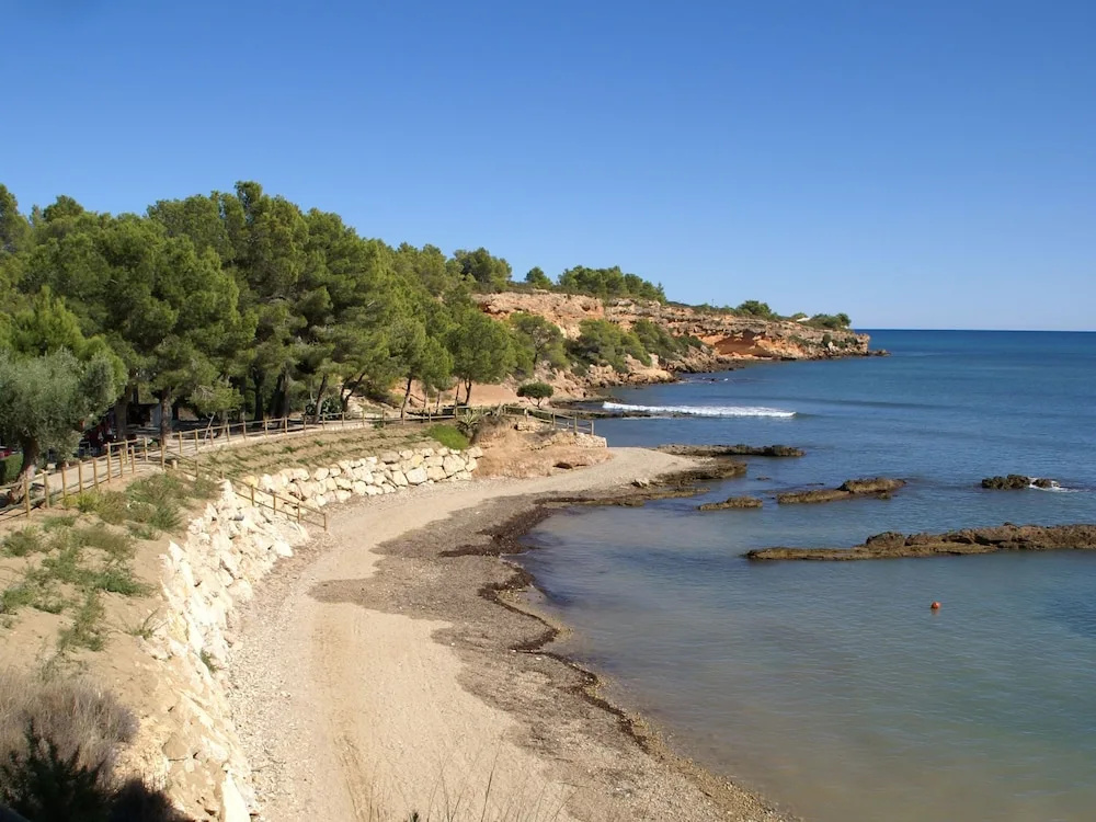 Serene Holiday Home in L'Ampolla with Private Swimming Pool