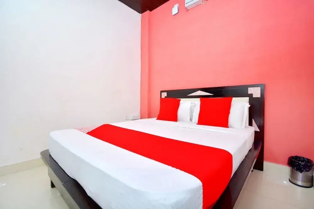 Surya Hotel by OYO Rooms