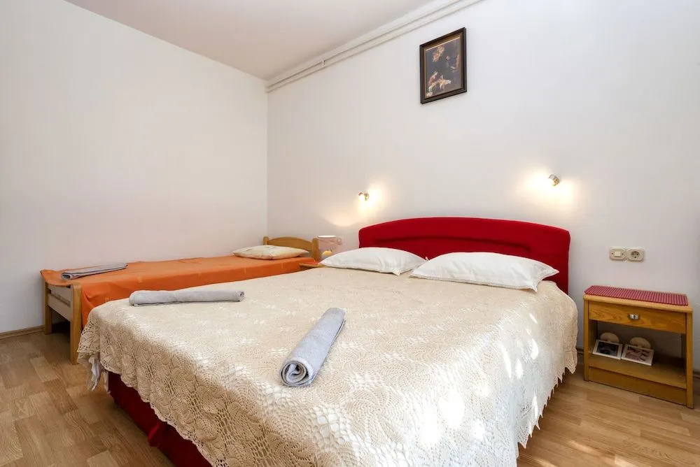 Apartments Draganic