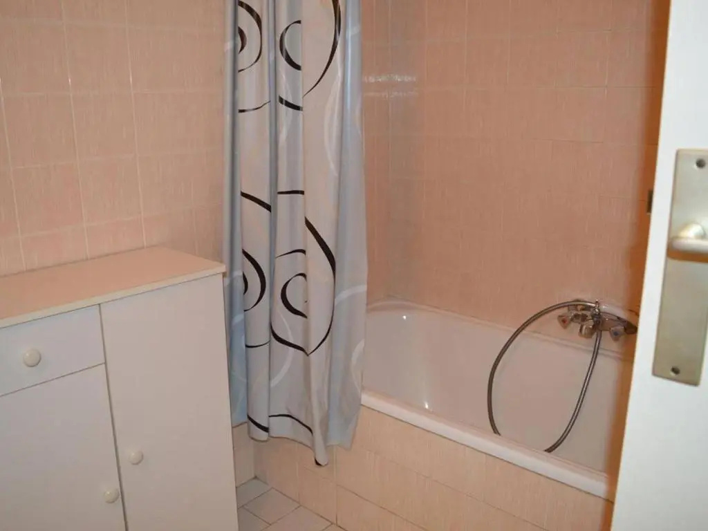 Appartement Cavalaire-sur-Mer, 2 pièces, 4 personnes - FR-1-226B-331