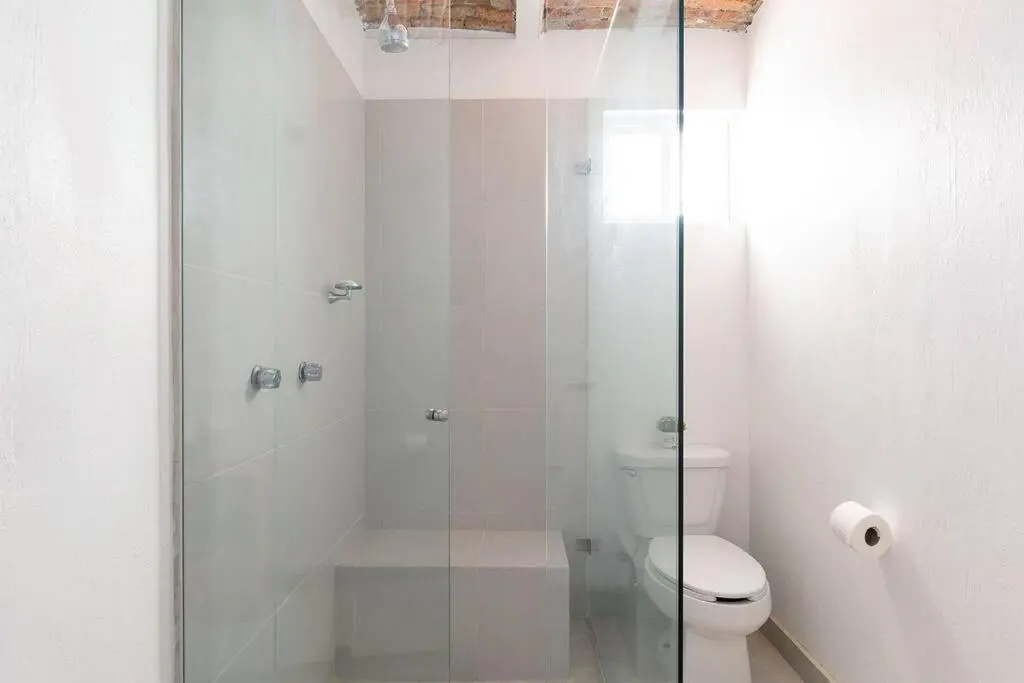 Welcome to Villa Cristy 3-BR 3 5-WC in the La Floresta area