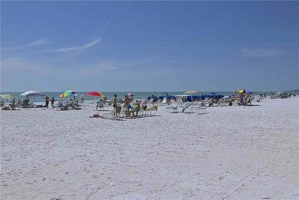 Siesta Shores B13 - Three Bedroom Condo