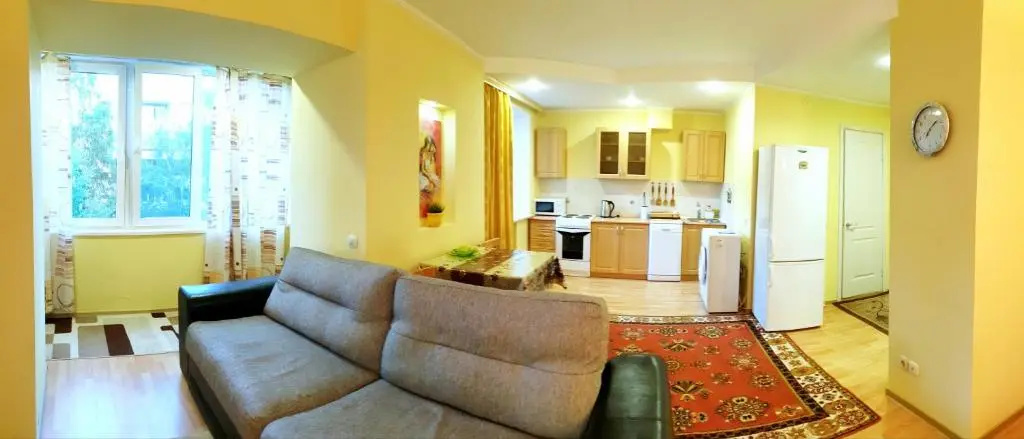 Apartment Naberezhnaja Irtysha im.Slavskogo