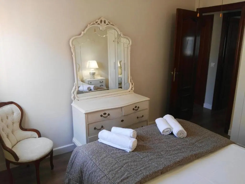 Idilico ático en Triana-3BD+1BTH