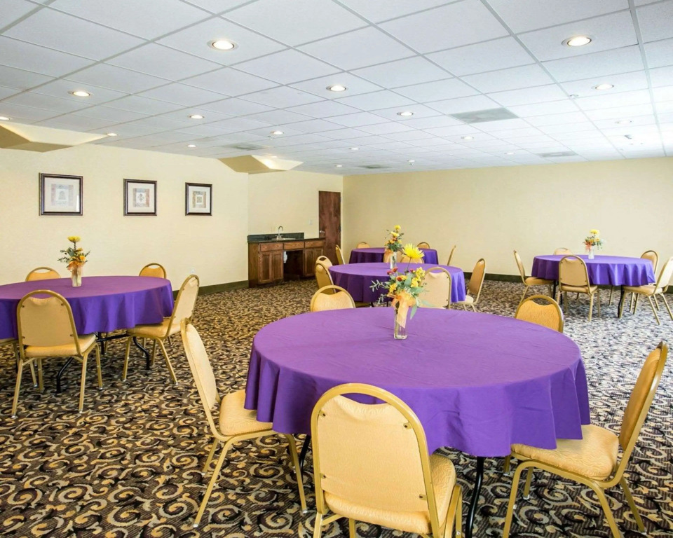 Sleep Inn & Suites Gonzales near Palmetto State Park