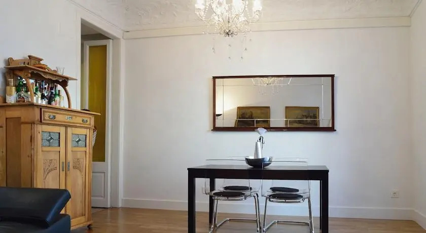BarcelonaForRent Eixample Suites