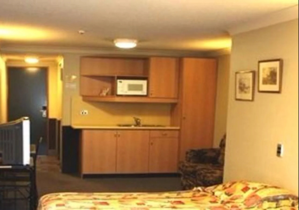97 Motel Moray