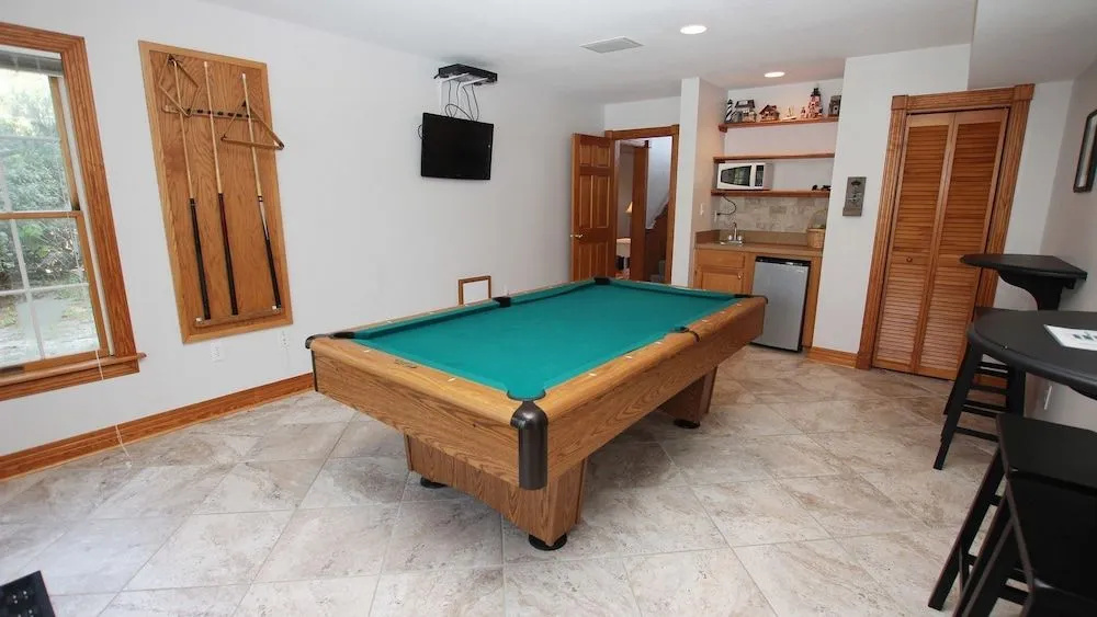 Anchors Away - 6 Br Home