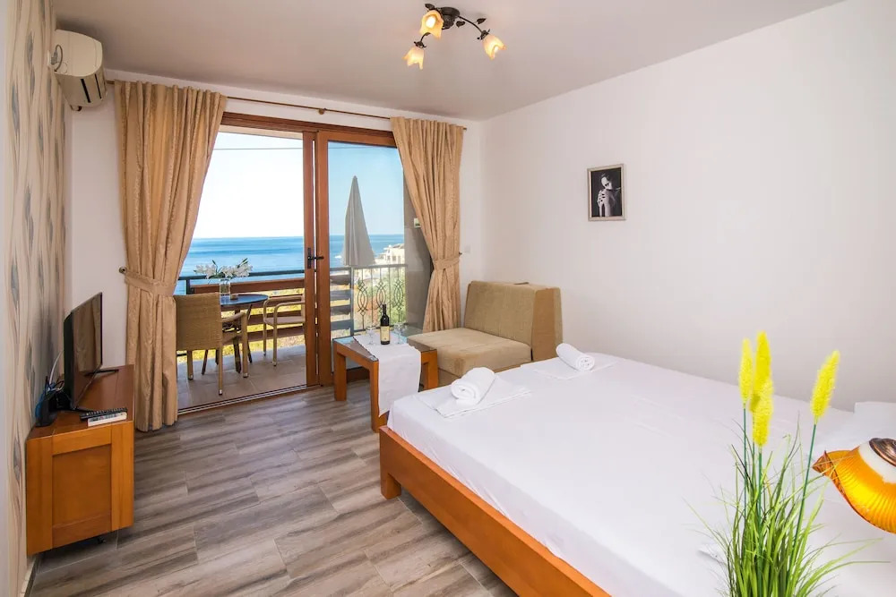 Arabela 2 Apartments