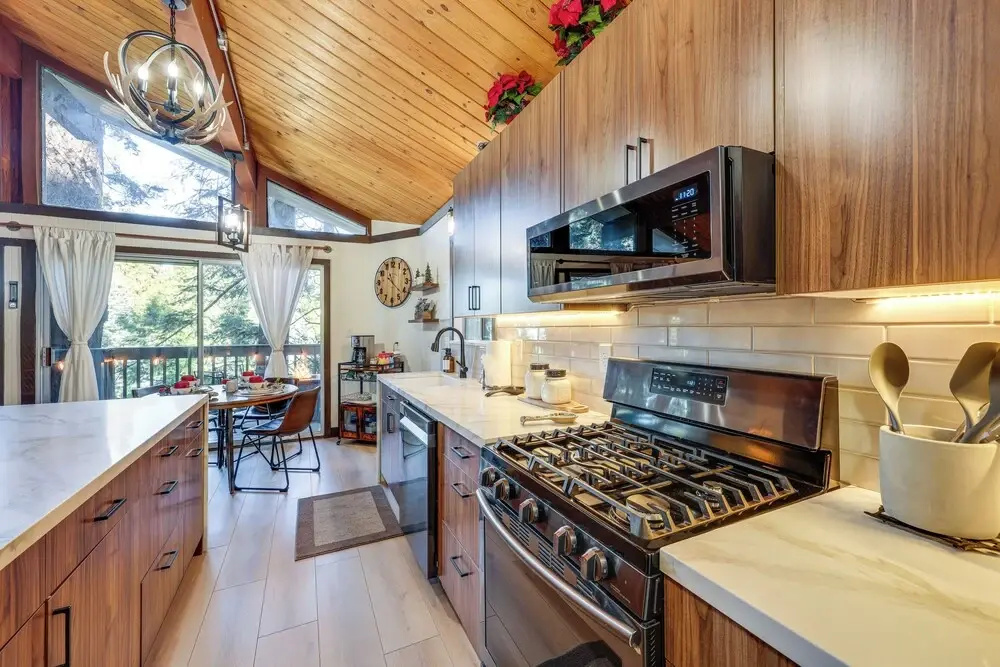 Modern Lake Arrowhead Retreat 3 Mi to Village
