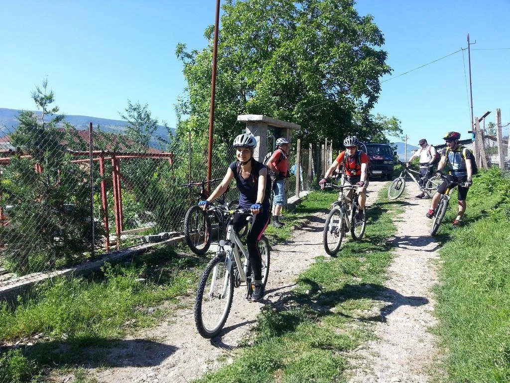 Mihaela Lake Retreat