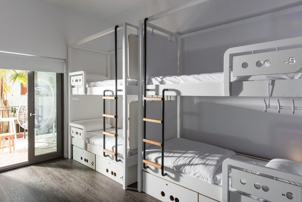 Cocoon City Hostel