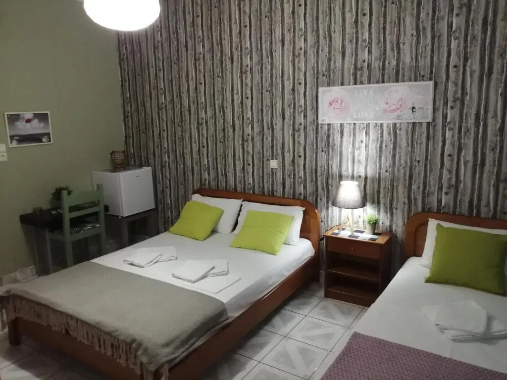 Hotel Efyra