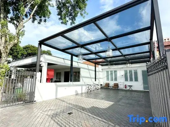 Stylish Cozy Landed Jelutong 3BR 2B 4CP-10poax by 3C