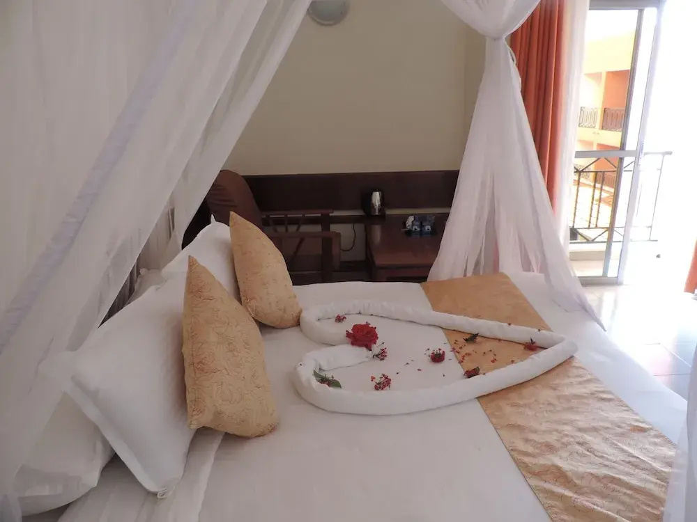 Meru Slopes Hotel