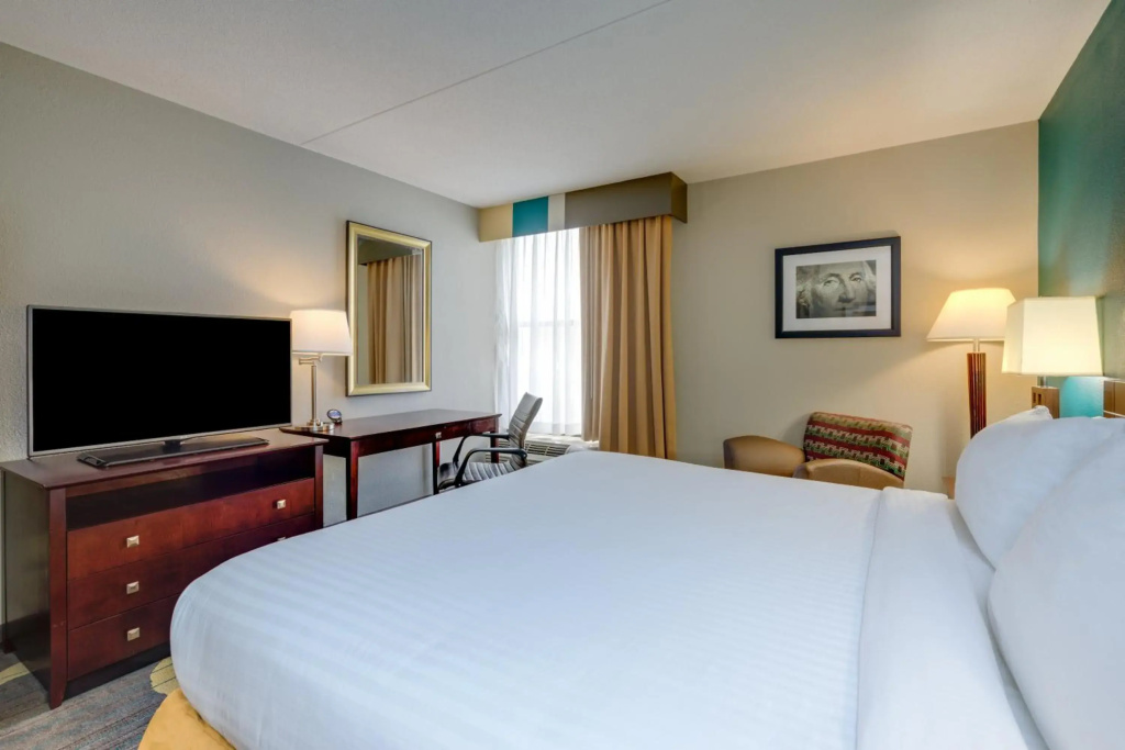 Holiday Inn Express Washington DC East- Andrews AFB by IHG
