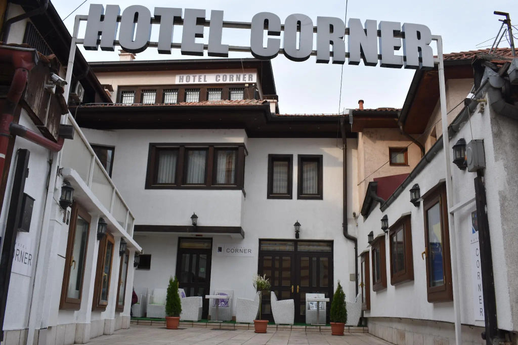 Hotel Corner