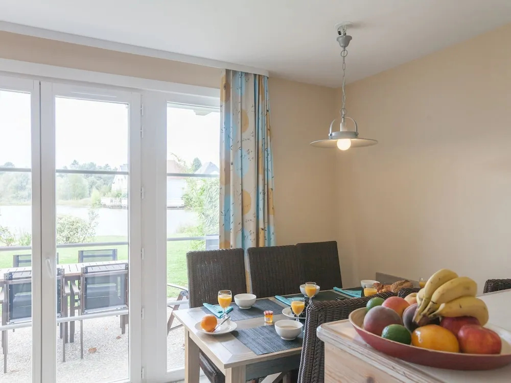 Comfortable House With Dishwasher, Located in Nature Reserve