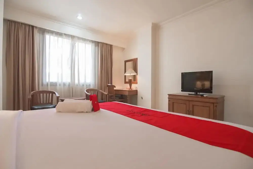 Reddoorz Premium Near Jembatan Ampera 2