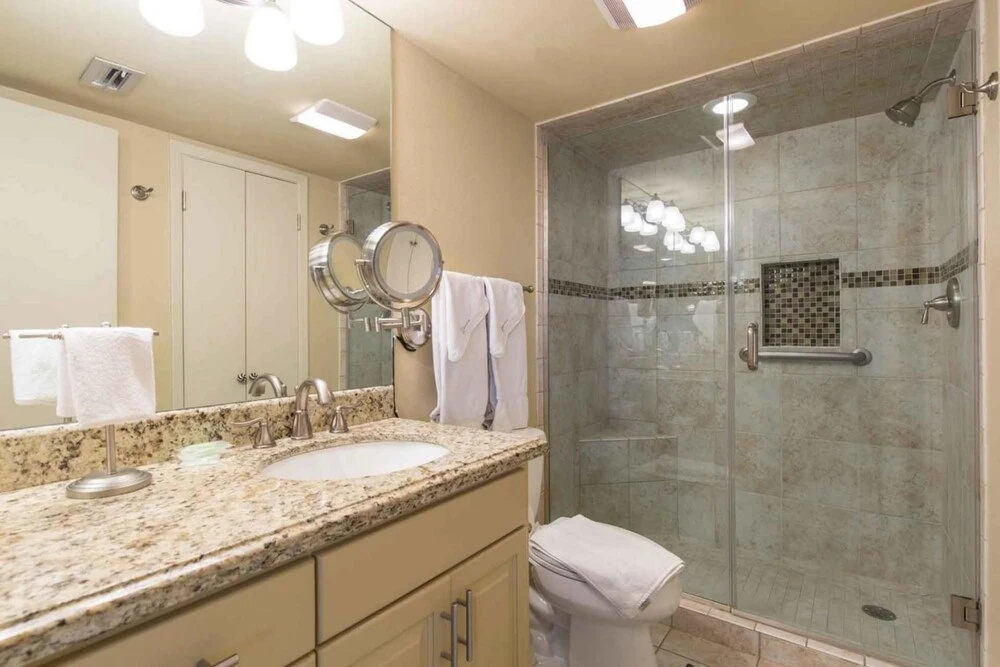 Suntide II Condominium 303