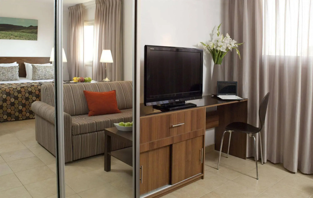 Ramon Suites by Smart Hotels