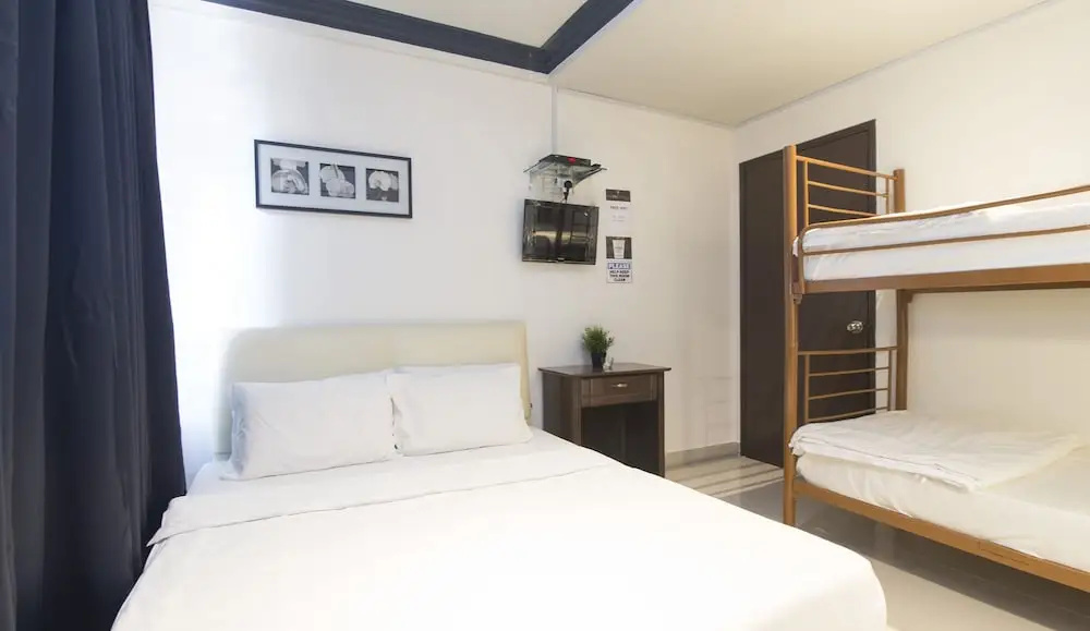 ZEN Hostel The Bed Station